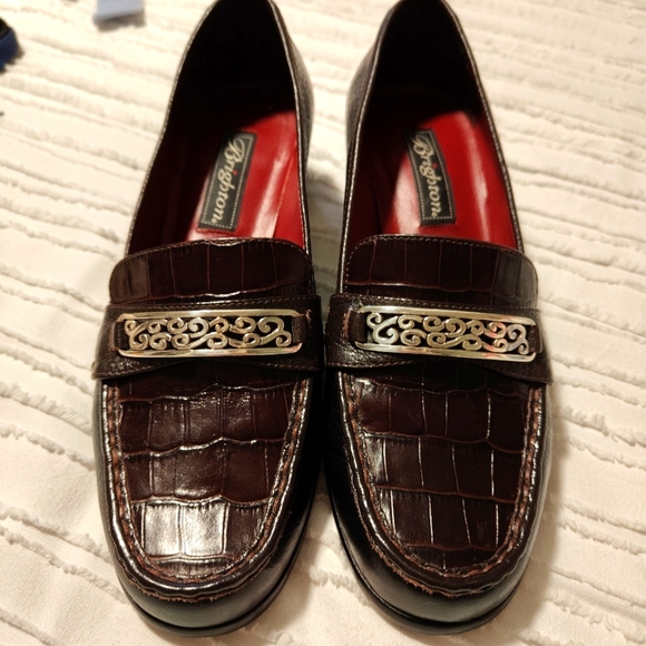Brighton Women's Brown / Burgundy Loafers. Brand New. - Picture 2 of 11